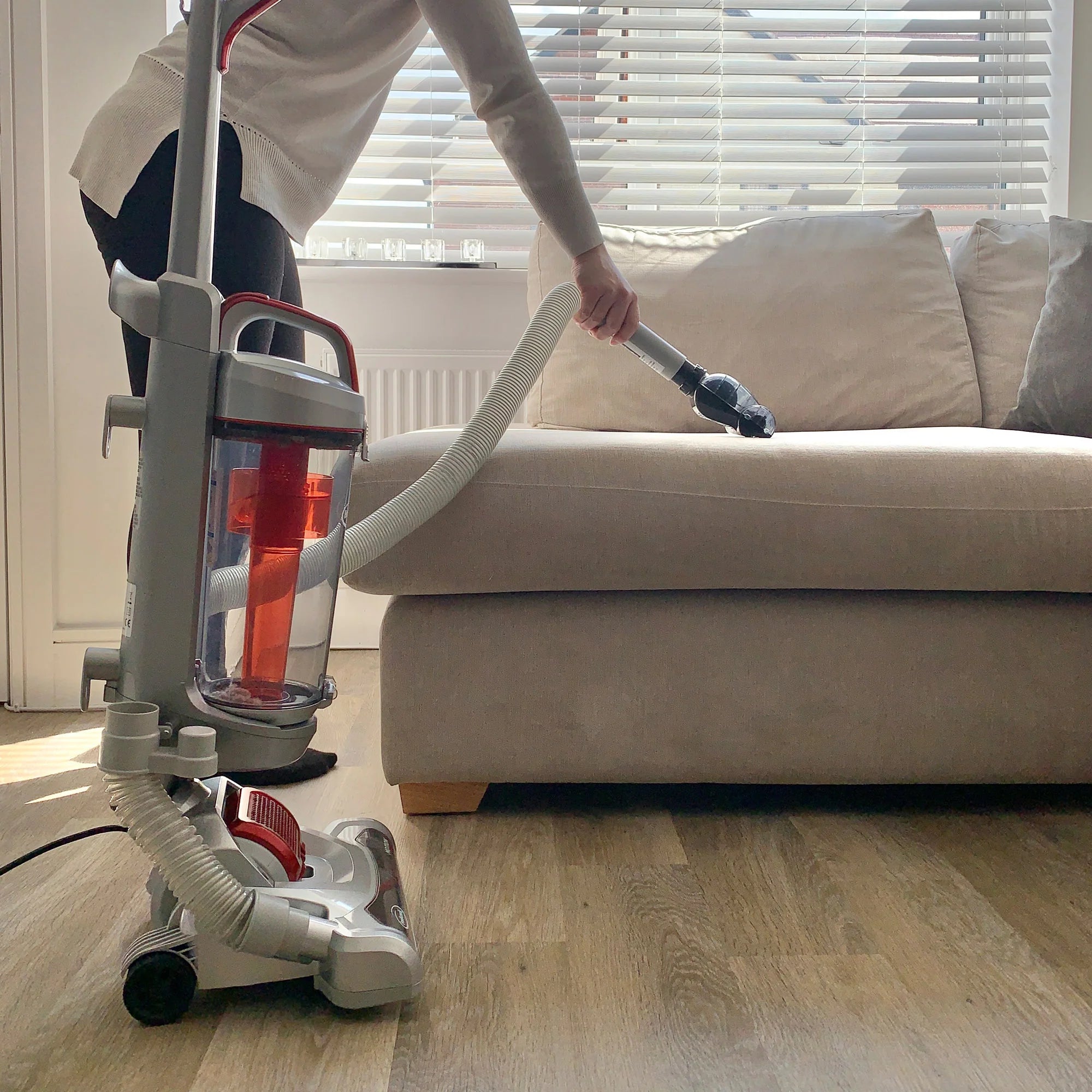 Motion Upright Bagless Vacuum Cleaner